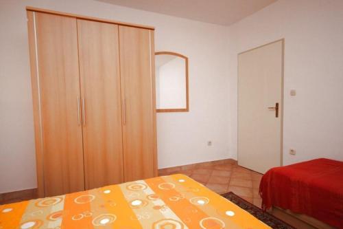 Apartments With A Parking Space Vodice - 6321