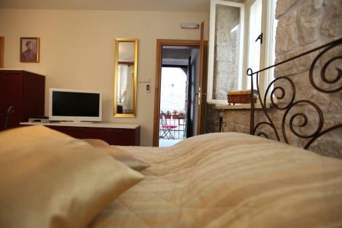 Tragurium & Salona Apartments