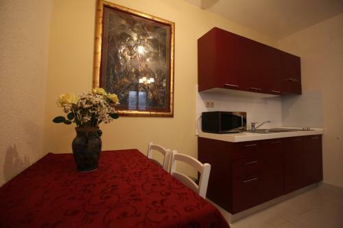 Tragurium & Salona Apartments