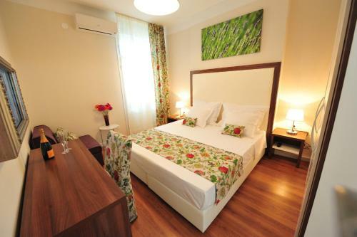 Hostal Bastion Luxury Rooms