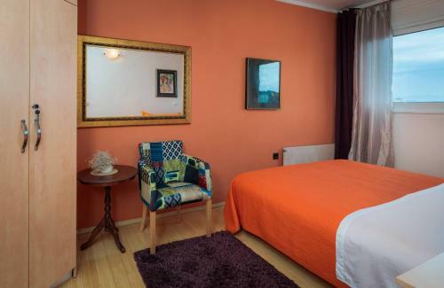 Panoramic City Apartment
