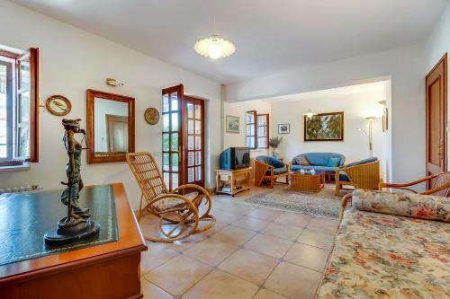 Family House Lana
