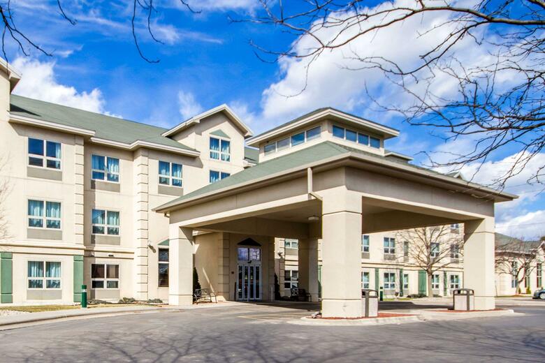 Hotel Comfort Suites