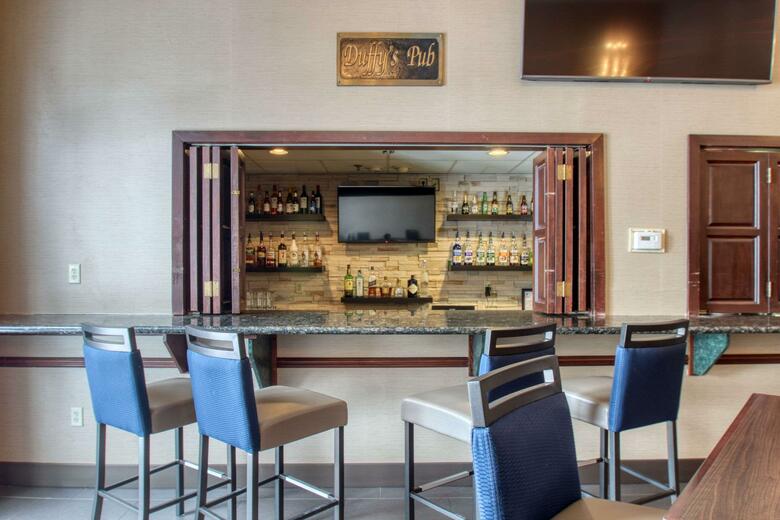Hotel Comfort Suites