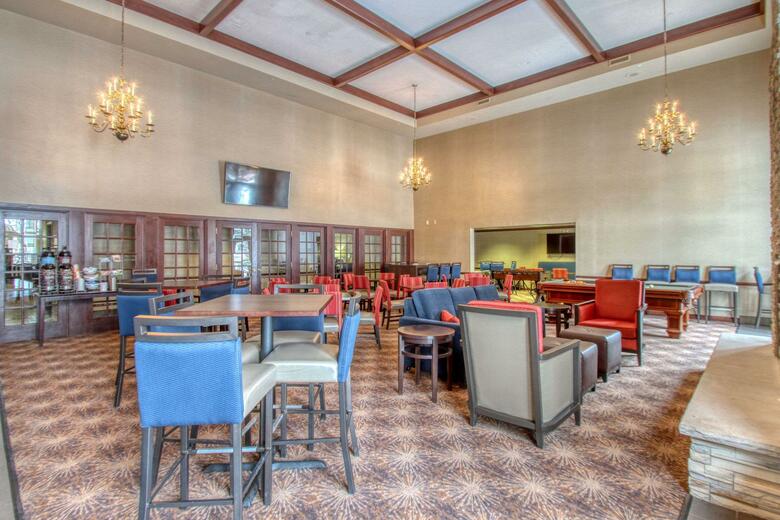 Hotel Comfort Suites