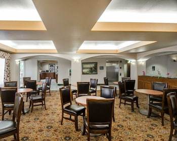 Hotel Sleep Inn & Suites
