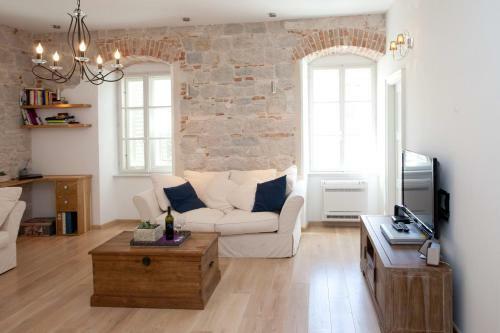 Stylish Theatre Apartments