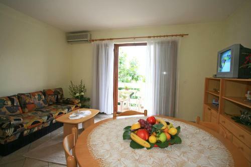 Apartments Ljiljana 1