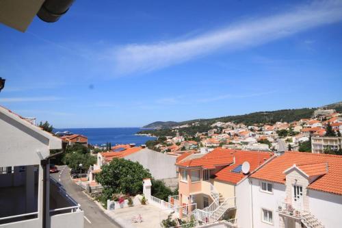 Apartments With A Parking Space Hvar - 4004
