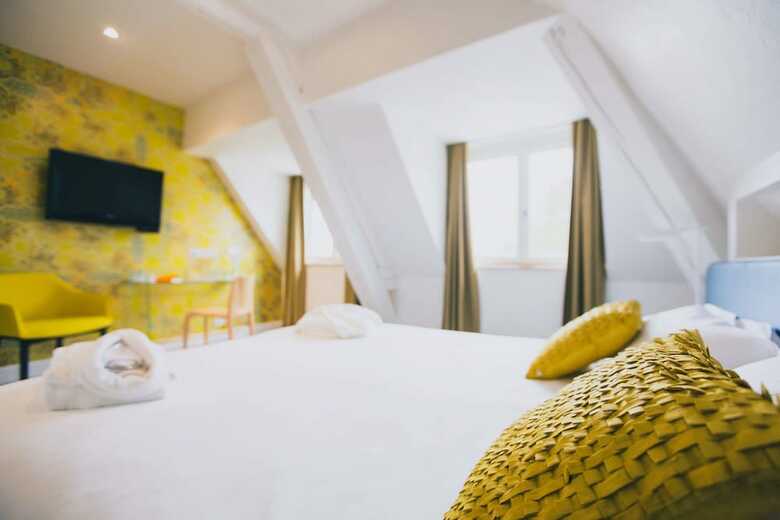 Hotel Castel De Tres Girard