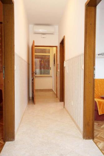 Apartment Sumpetar 2965c