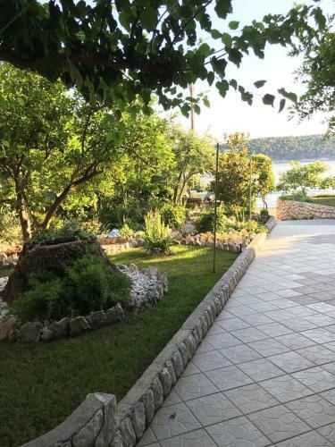 Apartments By The Sea Barbat (rab) - 4978