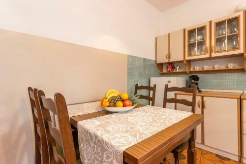 Apartment In Fazana/istrien 33038