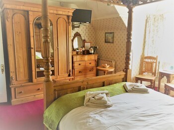 Hotel Halfway House Inn Country Lodge