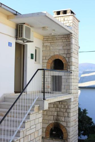 Apartment Mastrinka 7582a