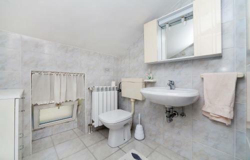 Hostal Apartments & Rooms Nada