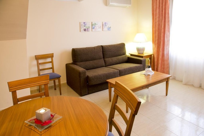 Aparthotel Pinosol