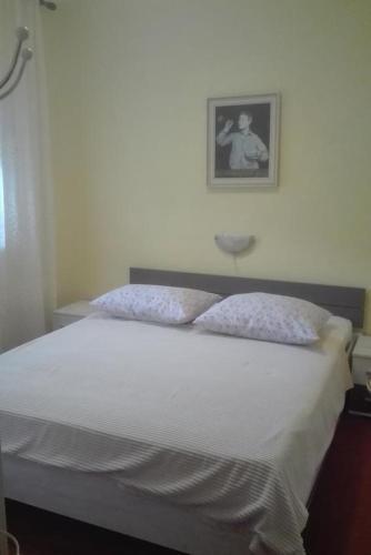 Apartments By The Sea Barbat (rab) - 4977