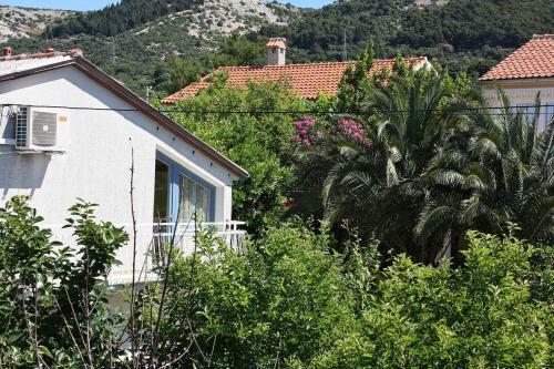 Apartments By The Sea Barbat (rab) - 4977