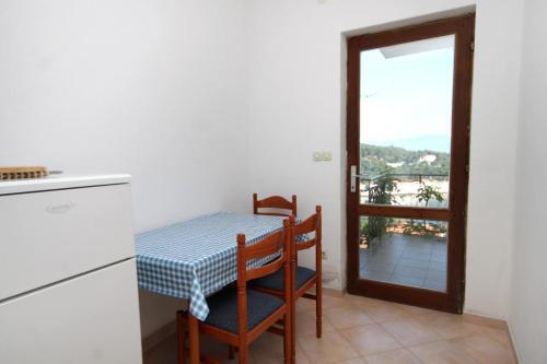 Apartments With A Parking Space Jelsa (hvar) - 8765