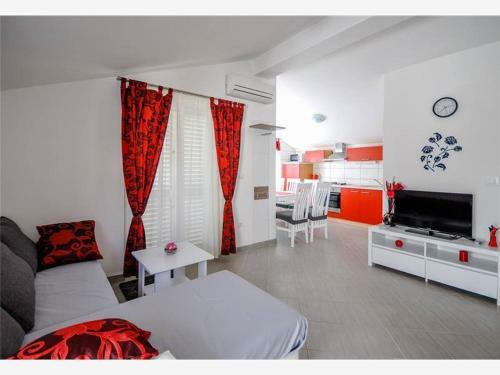 Apartments Mastrinka