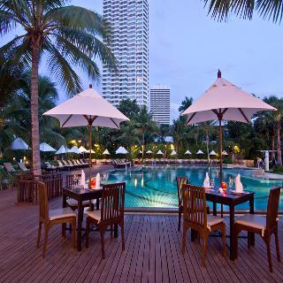 Hotel Ravindra Beach Resort And Spa
