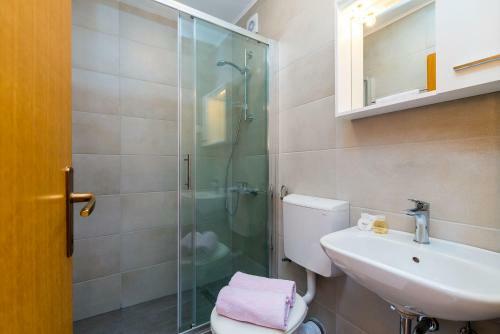 Hostal Guest House Brigita