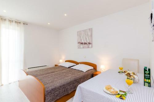 Hostal Guest House Brigita