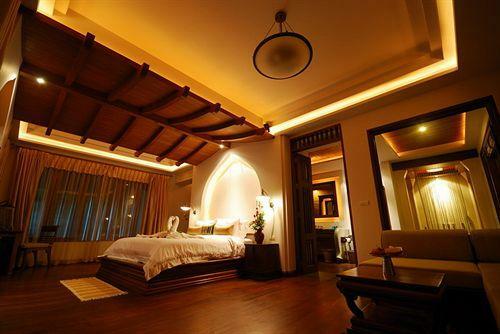 Hotel Royal Muang Samui Villas