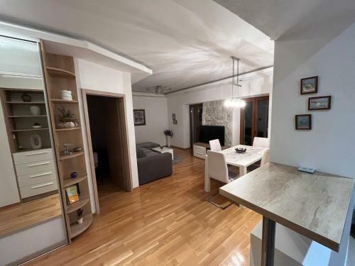 Apartment Old Town Ivo
