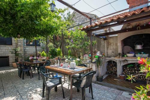 Hostal Guesthouse Ivona