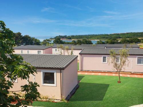 Superior Mobile Homes In Camping Kastanija