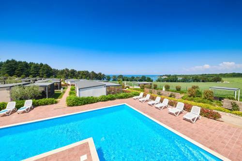 Superior Mobile Homes In Camping Kastanija