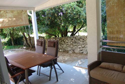Green Paradise Apartment Novalja
