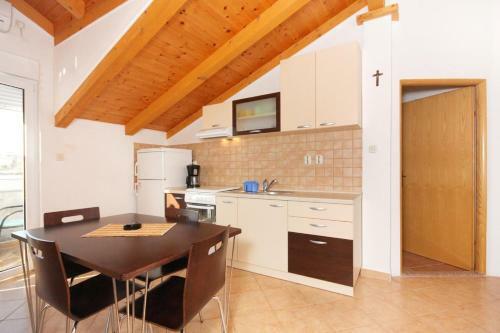 Apartment Razanac 5885a