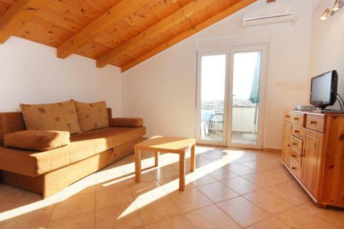 Apartment Razanac 5885a