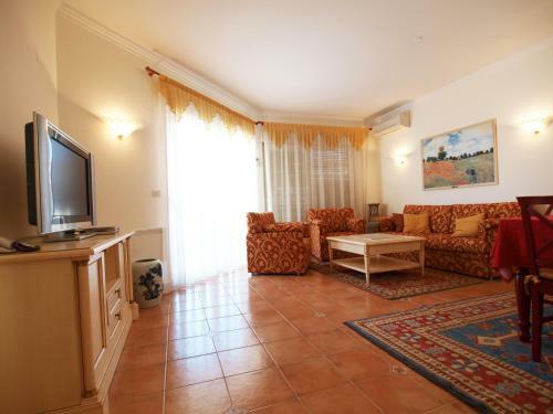 Villa Aurora