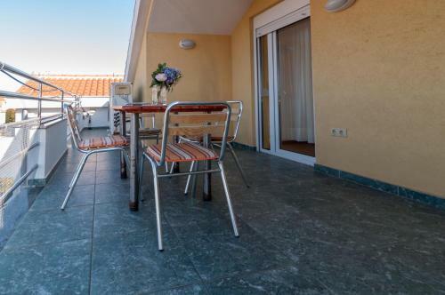 Hostal Guesthouse Villa Irena