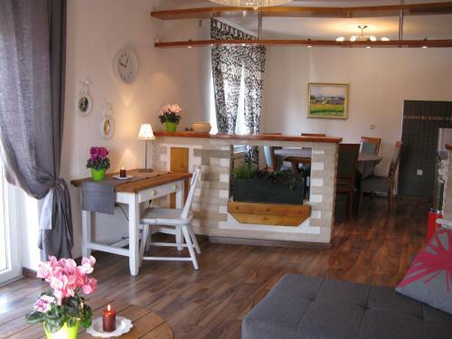 Hostal Apartments And Rooms Kristina