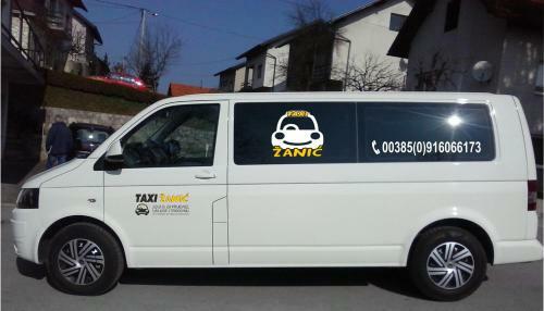 Hostal Apartments And Rooms Kristina