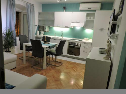 Apartments Trogir Stars