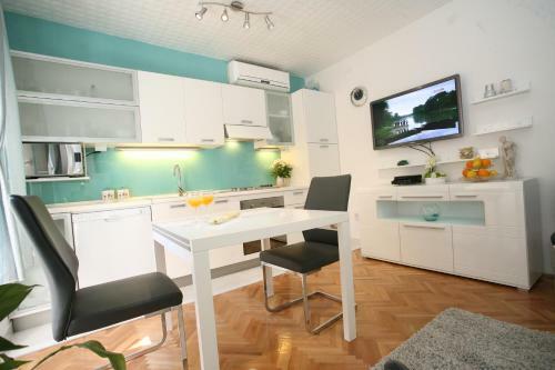 Apartments Trogir Stars