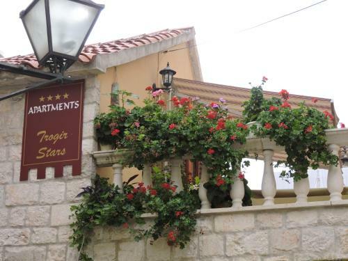 Apartments Trogir Stars