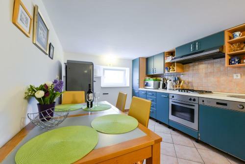 Apartment Mirana