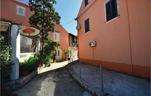 Holiday Home Za Gospom II