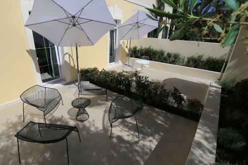 Hostal Guesthouse Villa Maggie
