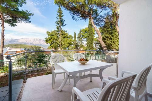Lumbarda Resort Apartment