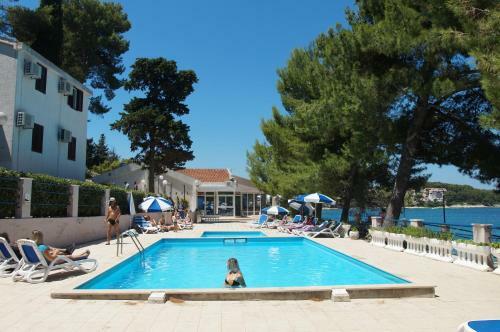 Lumbarda Resort Apartment