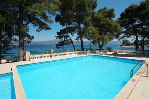 Lumbarda Resort Apartment