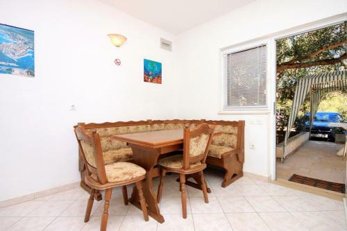 Apartment Kneza 168a